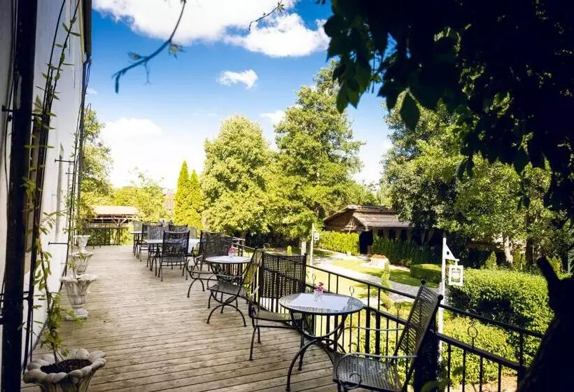 Schlosshotel Neufahrn