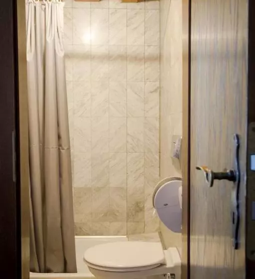 בית מלון כפרי Schwarzer Adler