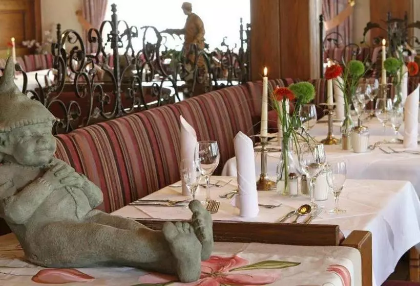 ホテル Schwarzwaldhof