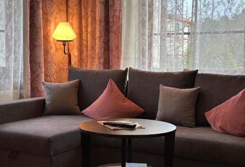 Отель Wernerwald