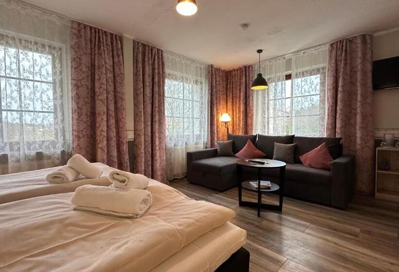 Отель Wernerwald