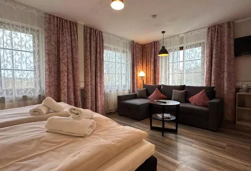 Отель Wernerwald