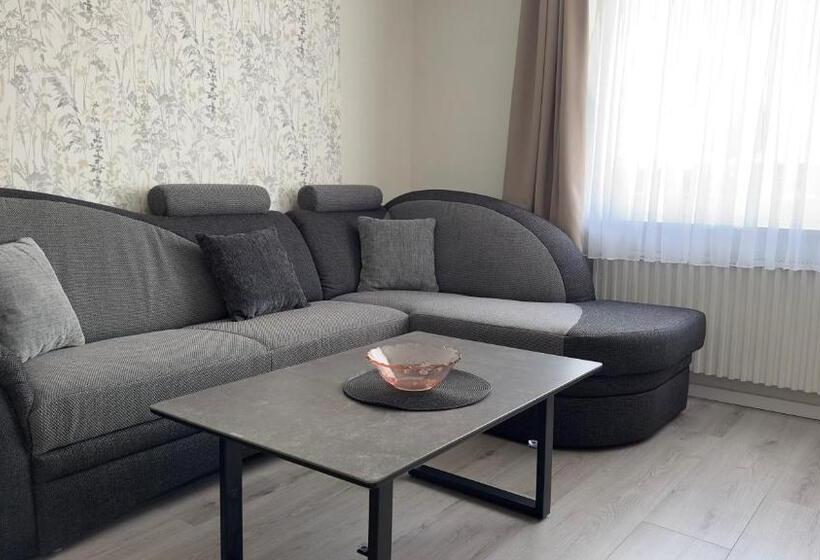 Отель Wernerwald