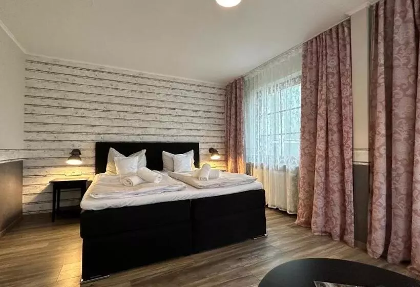 Отель Wernerwald