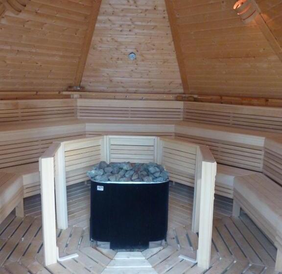 Отель Wernerwald