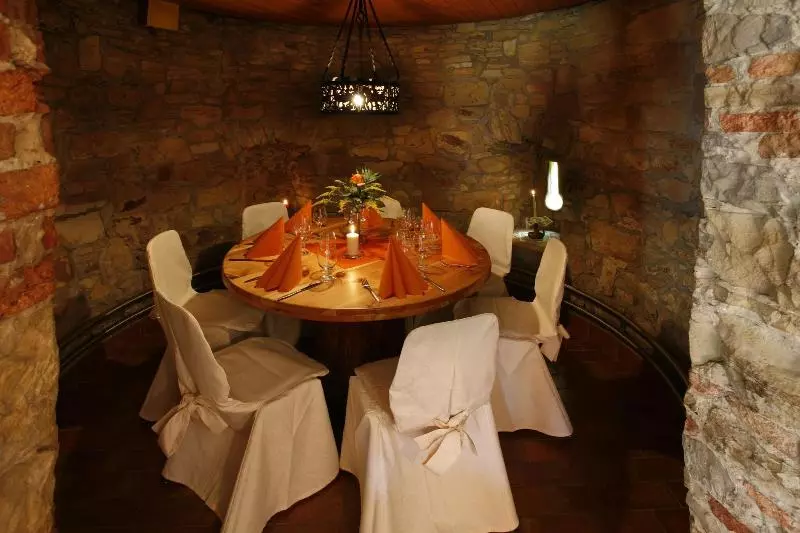 ホテル Worners Schloss Weingut & Wellness