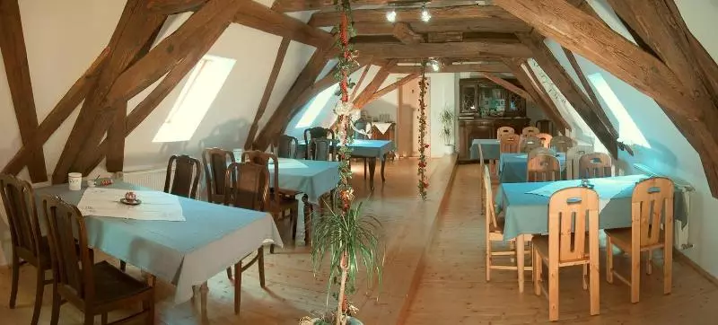 ホテル Worners Schloss Weingut & Wellness