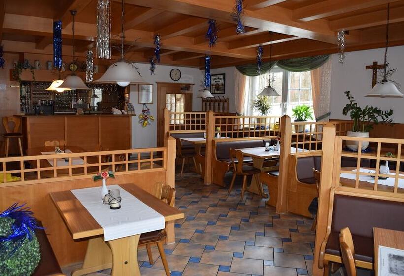 Pensão Gasthof Zur Länd