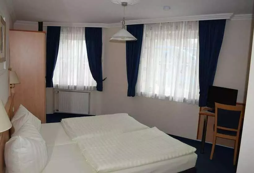 ペンション Gasthof Zur Länd