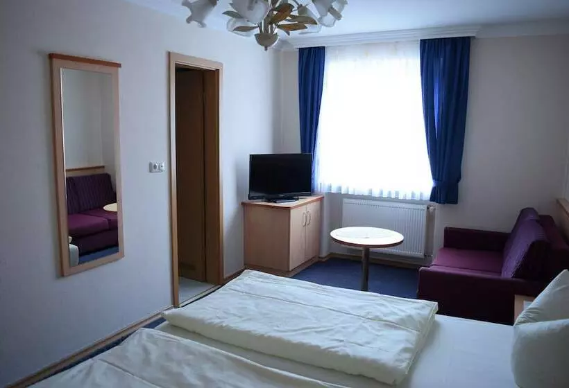 ペンション Gasthof Zur Länd