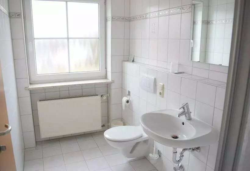 ペンション Gasthof Zur Länd