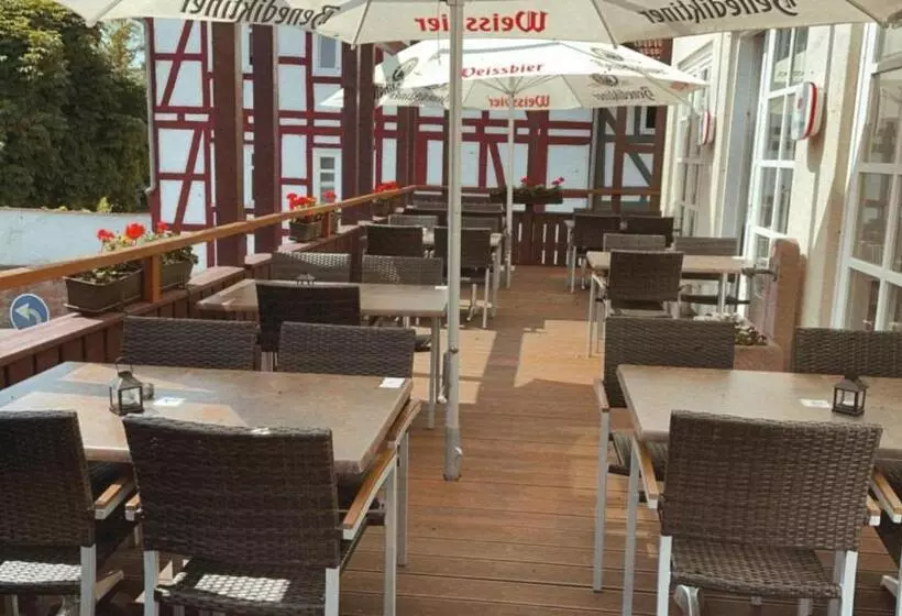 פנסיון Zur Sonne