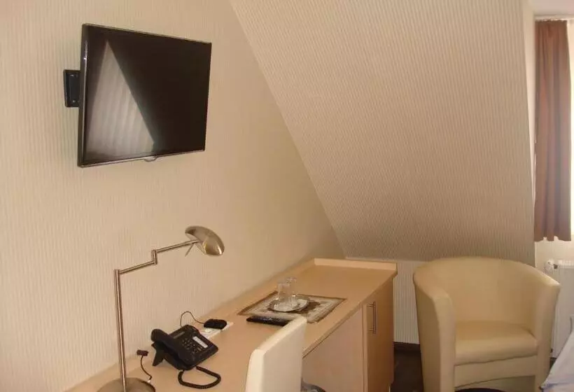 פנסיון Zur Sonne