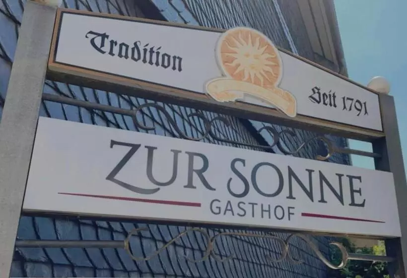 פנסיון Zur Sonne