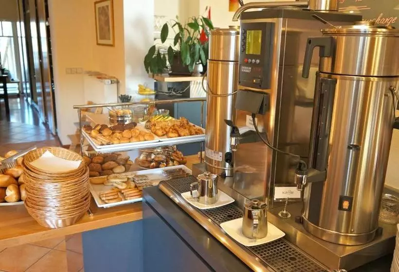 Bed and Breakfast Pension Futterknecht