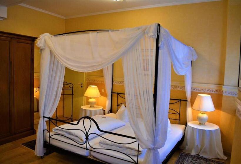 Die Kronacher Stadthotels