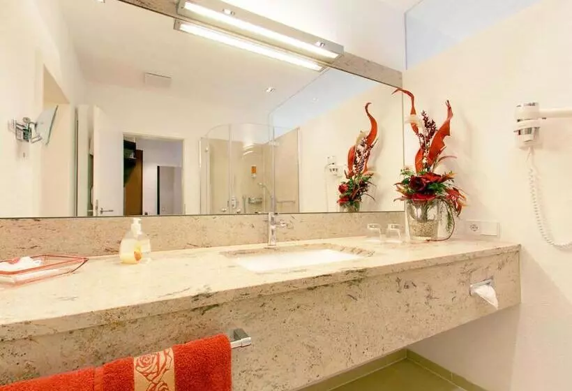 Hotell Garni In Der Breite