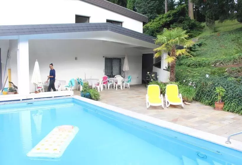 Отель Haus Am Wald