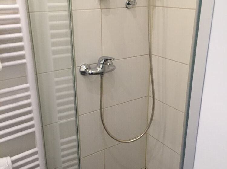 Hotelli Haus Am Wald