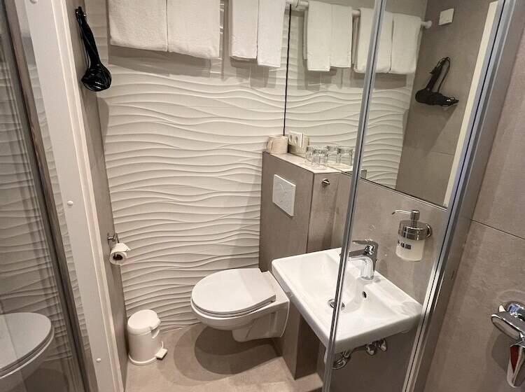 Hotelli Haus Am Wald