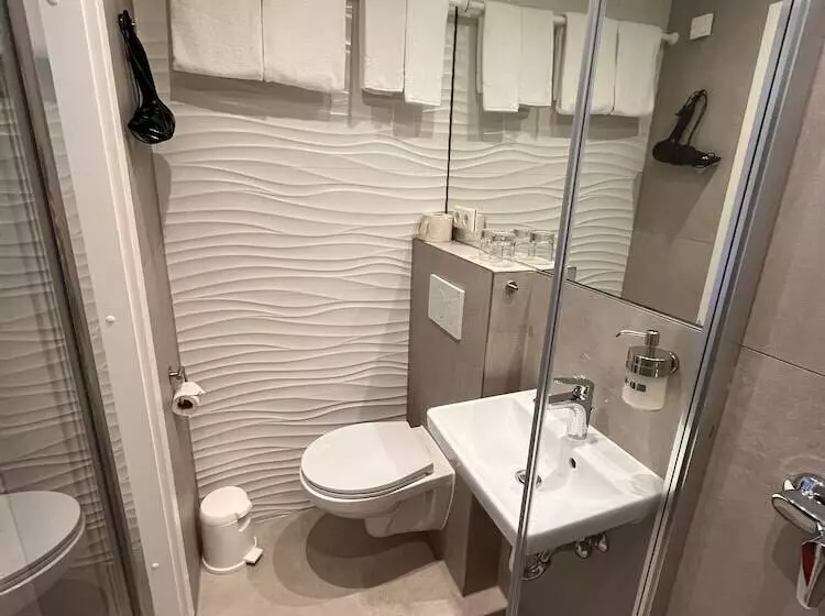 Отель Haus Am Wald