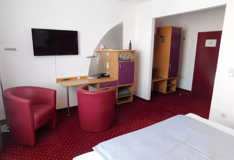 ホテル Konradp Holzkirchen