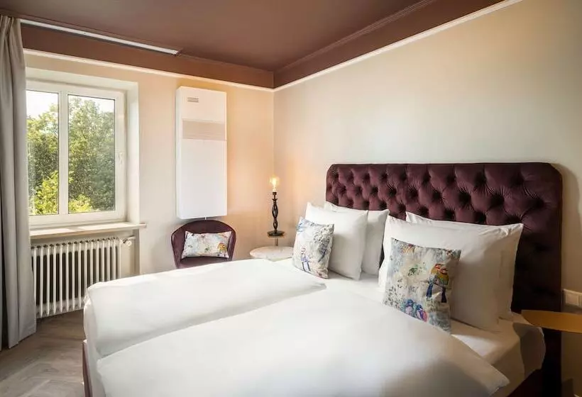 Отель Maison Viktoria Augsburg