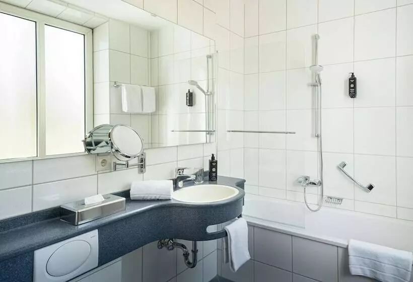 Отель Maison Viktoria Augsburg