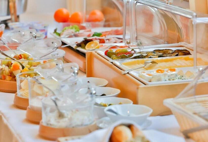 ホテル Mayers Waldhorn   Zwischen Reutlingen Und Tübingen