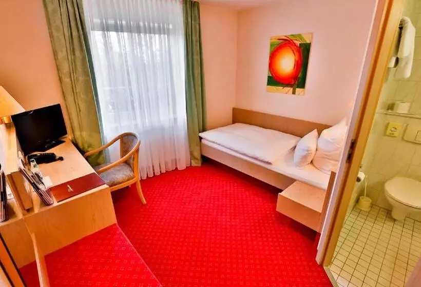 בית מלון כפרי Mayers Waldhorn   Zwischen Reutlingen Und Tübingen