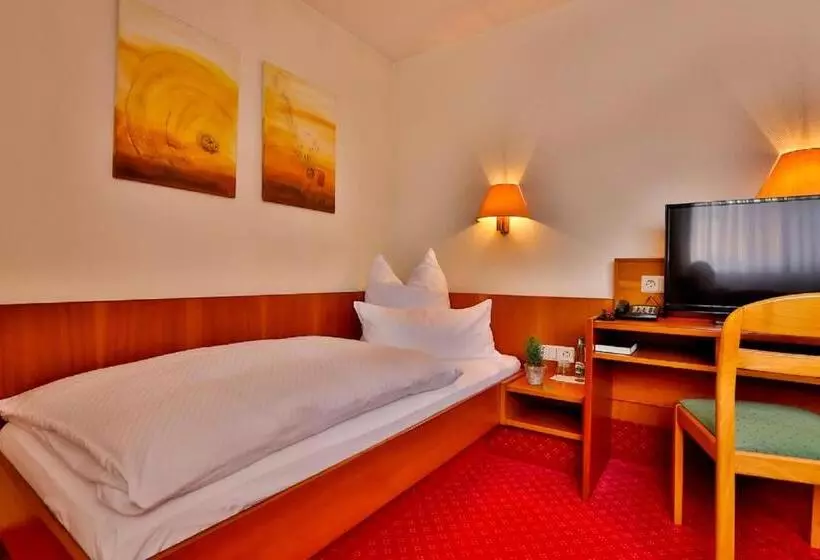 בית מלון כפרי Mayers Waldhorn   Zwischen Reutlingen Und Tübingen