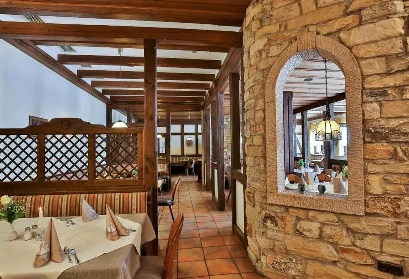 Отель Restaurant Stern