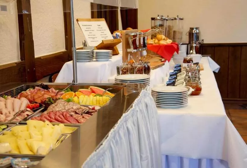 Отель Restaurant Stern