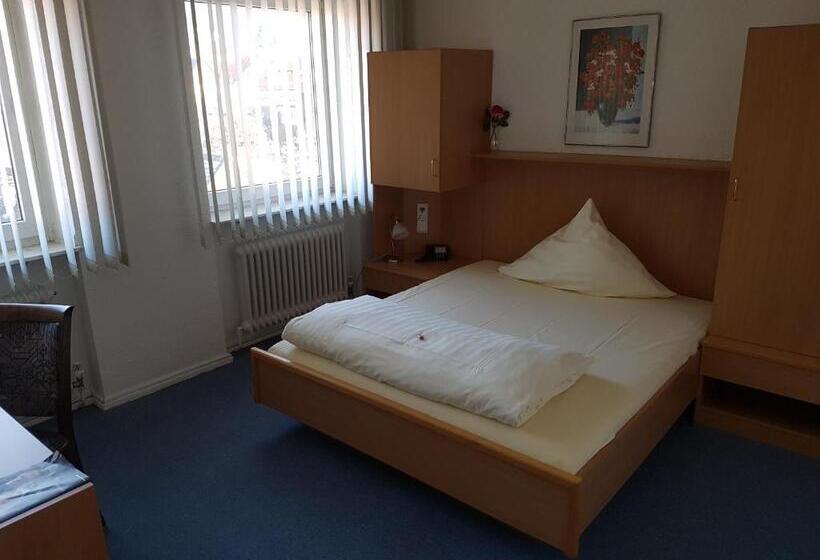 فندق Stadt Baunatal