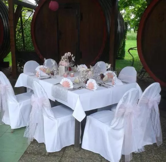 בית מלון כפרי Waldschloss