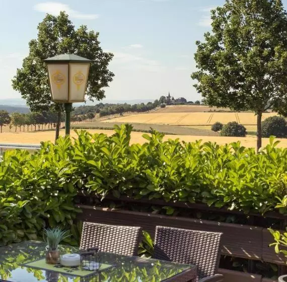 בית מלון כפרי Waldschloss