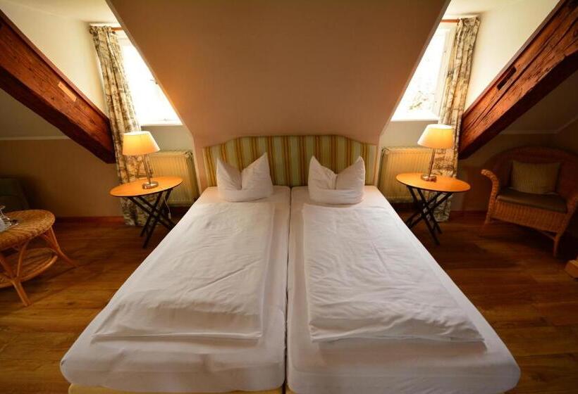 Landhotel Schloss Buttenheim