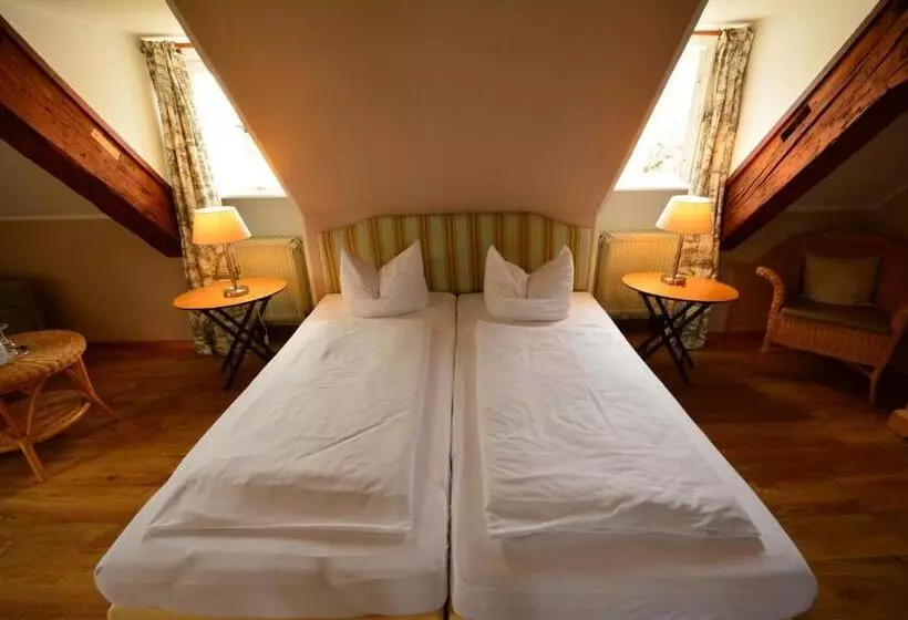 Landhotel Schloss Buttenheim