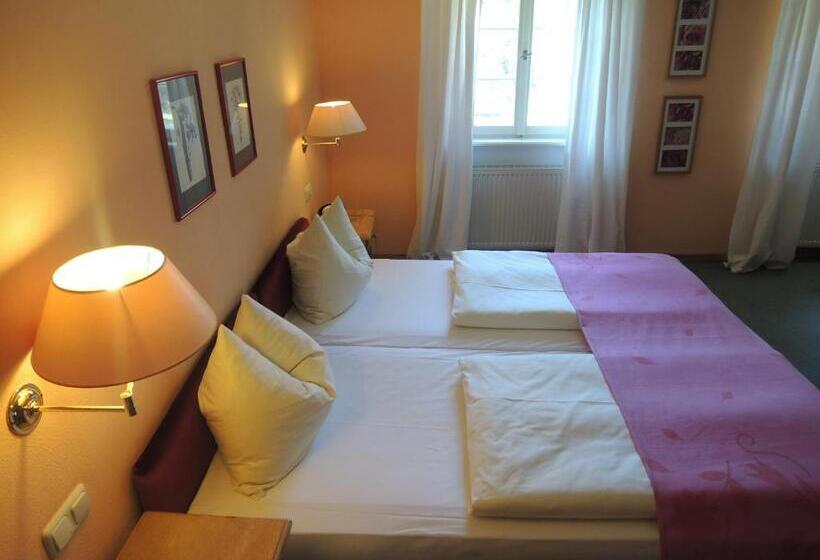 Landhotel Schloss Buttenheim