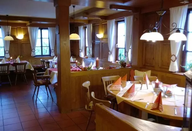 Landhotel Vierjahreszeiten