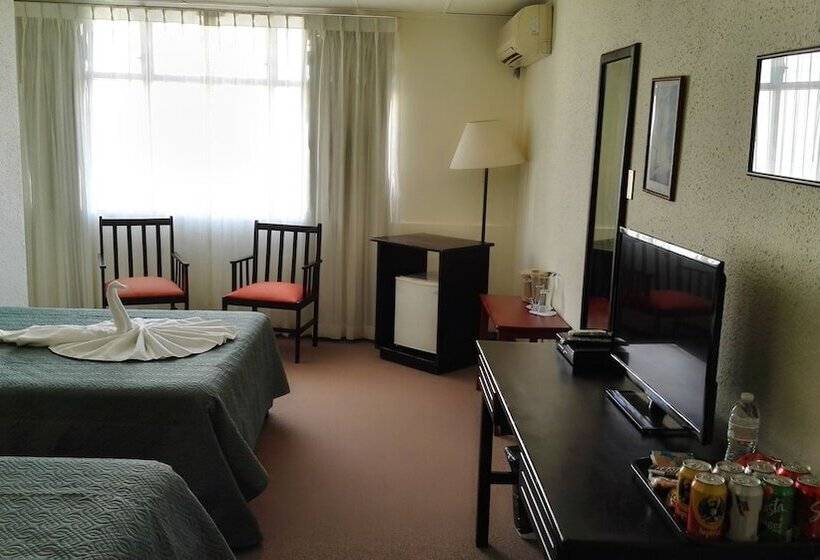 Nuevo Maragato Hotel & Hostel