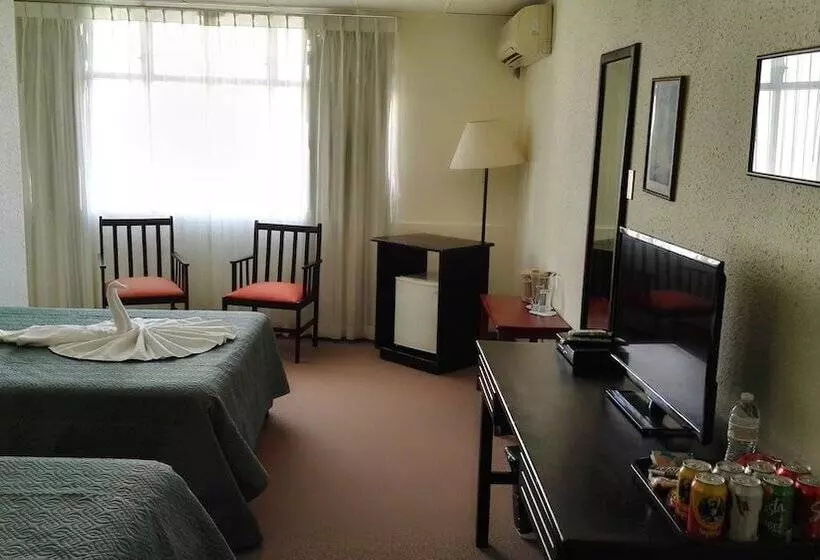 Nuevo Maragato Hotel & Hostel