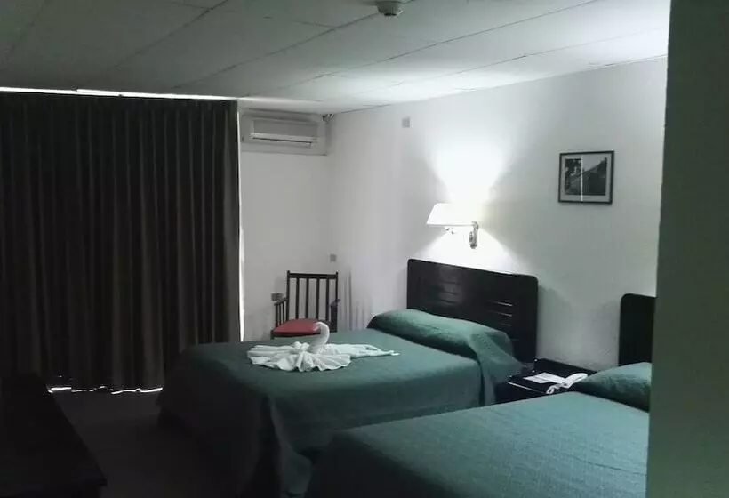 Nuevo Maragato Hotel & Hostel