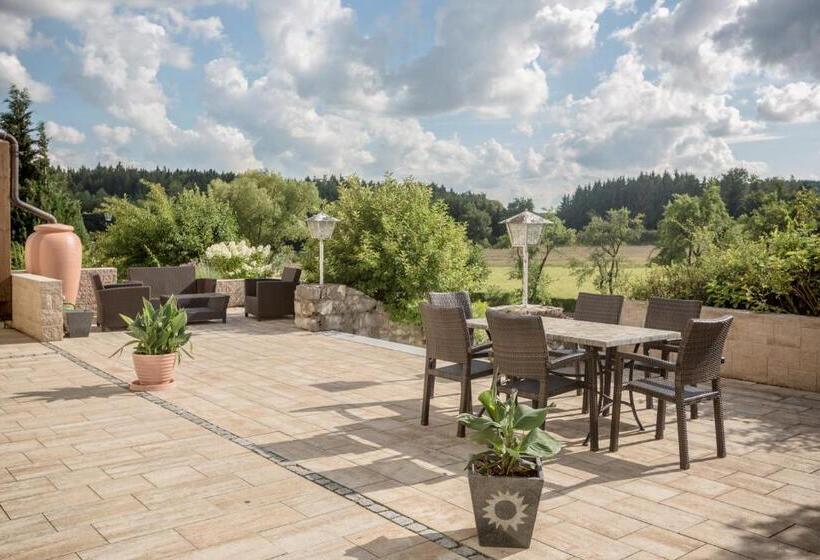 Pensão Landgasthof   Café Anni