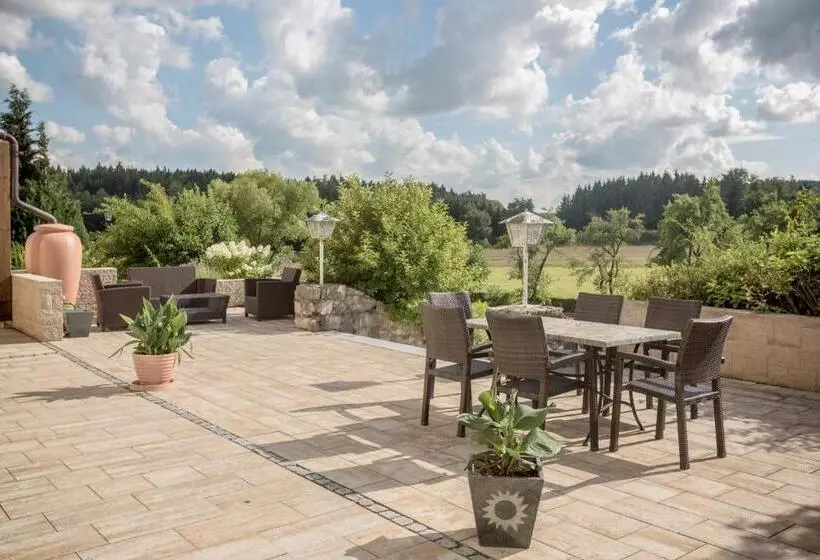 Пансион Landgasthof Café Anni