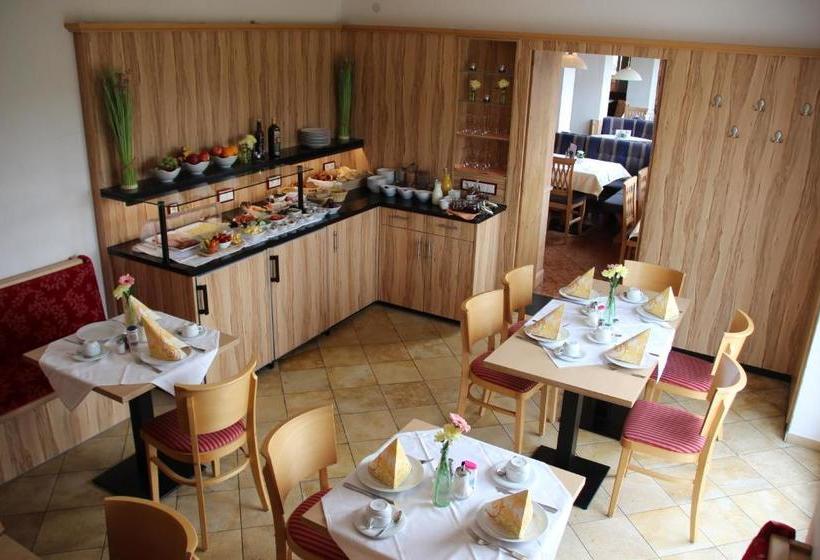 Pensão Landgasthof   Café Anni