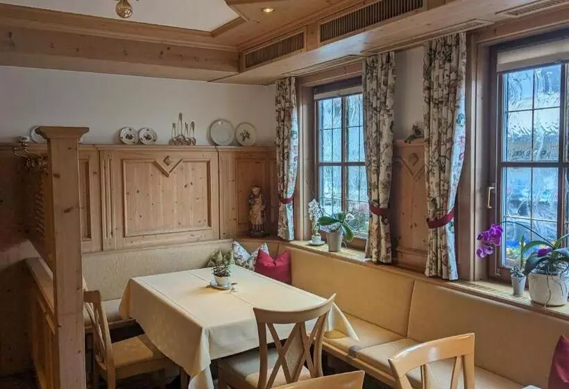 بنسيون Gasthof Lang