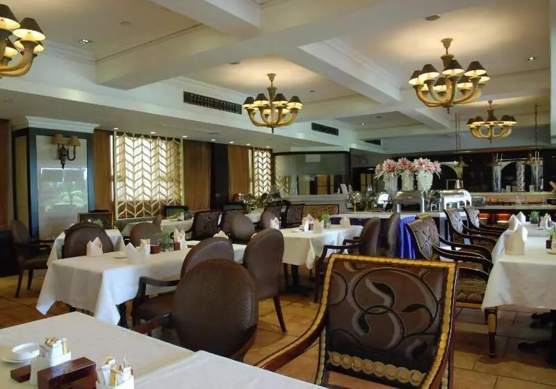 בית מלון כפרי Kande Club