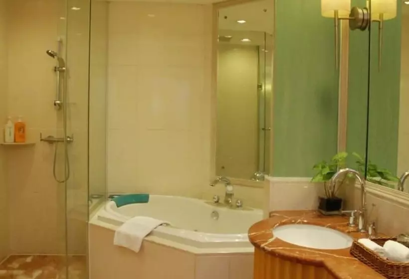 בית מלון כפרי Kande Club