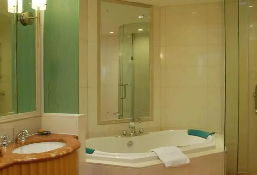 בית מלון כפרי Kande Club